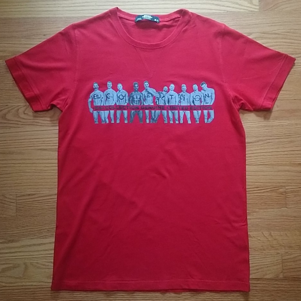 Red Graphic Short Sleeve Tee - Unknown Brand